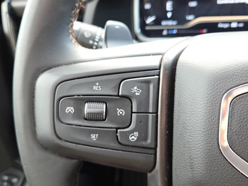 Certified 2024 GMC Sierra 1500 AT4 w/ Technology Package AWD/4WD image 31