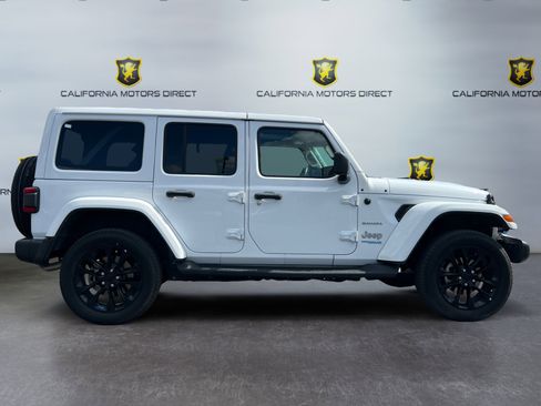 Used 2022 Jeep Wrangler Unlimited Sahara w/ Safety Group image 6