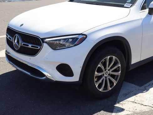 Used 2024 Mercedes-Benz GLC 300 300 image 6