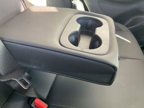 Used 2021 Buick Encore GX Select w/ Sport Touring Package image 11