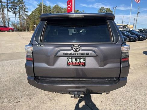 Used 2023 Toyota 4Runner SR5 image 7