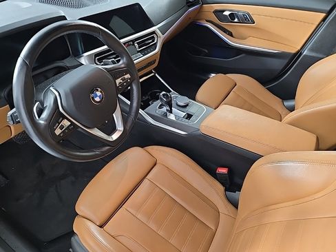 Used 2021 BMW 330i xDrive Sedan w/ Convenience Package image 12