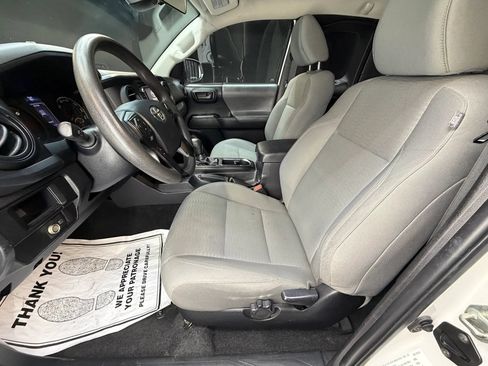 Used 2019 Toyota Tacoma SR RWD image 16