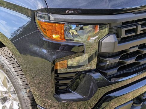 New 2026 Chevrolet Silverado 1500 Custom AWD/4WD image 11