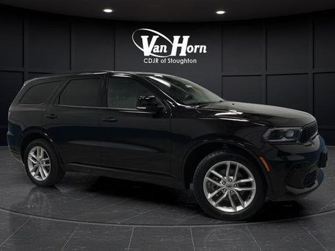 Used 2024 Dodge Durango GT image 1