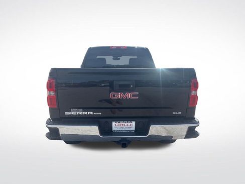 Used 2019 GMC Sierra 1500 SLE w/ SLE Value Package AWD/4WD image 6