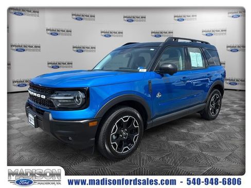 Used 2025 Ford Bronco Sport Outer Banks w/ Outer Banks Tech Package+ AWD/4WD image 1
