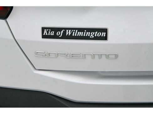 New 2026 Kia Sorento S image 37
