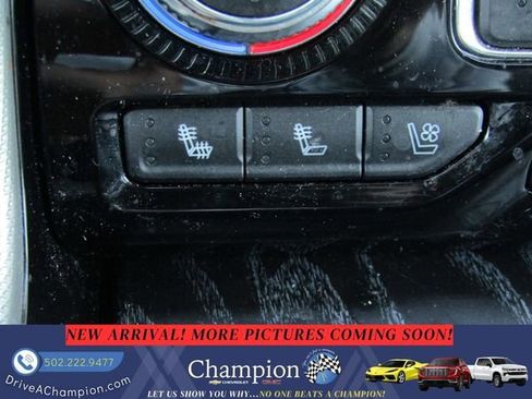 Used 2022 GMC Yukon Denali image 18