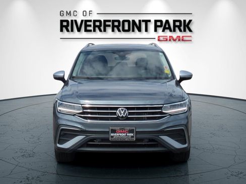 Used 2024 Volkswagen Tiguan Wolfsburg Edition AWD/4WD image 8