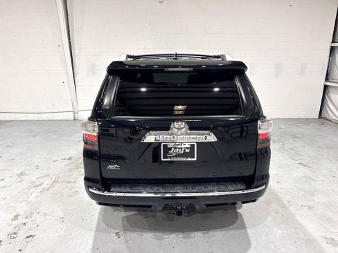 Used 2016 Toyota 4Runner Limited AWD/4WD image 25