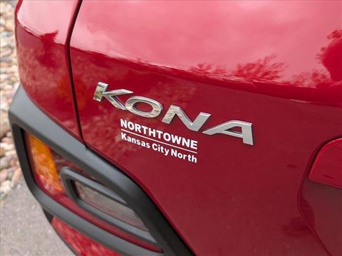 Certified 2021 Hyundai Kona SEL AWD/4WD image 17