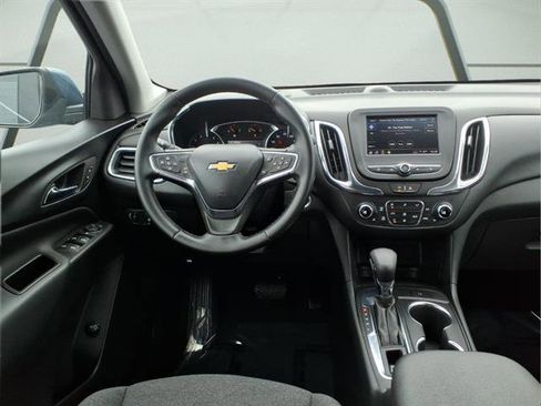 Certified 2024 Chevrolet Equinox LT image 10