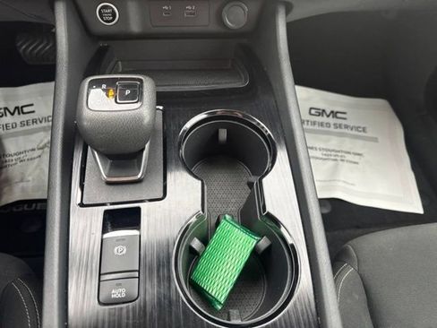 Used 2023 Nissan Rogue S FWD image 34