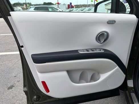 New 2026 Hyundai Palisade Calligraphy FWD image 10