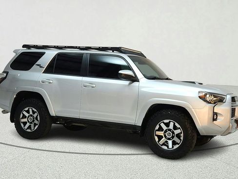 Used 2018 Toyota 4Runner TRD Off-Road image 7
