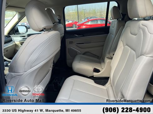 Used 2021 Jeep Grand Cherokee L Limited w/ MOPAR Finishing Package AWD/4WD image 24
