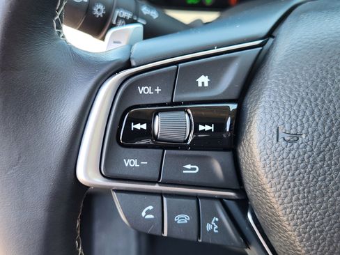 Used 2019 Honda Insight Touring image 23