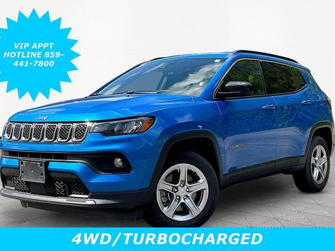Used 2024 Jeep Compass Latitude AWD/4WD image 1