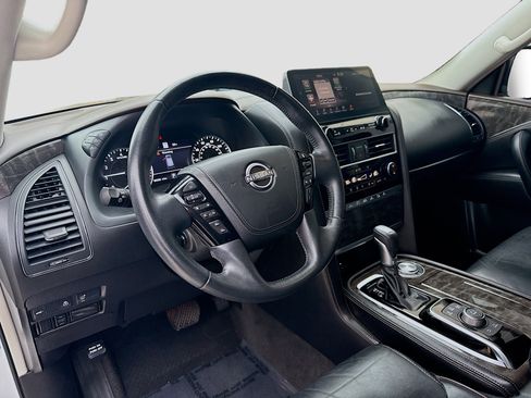 Used 2022 Nissan Armada Platinum w/ Captain's Chairs Package image 9