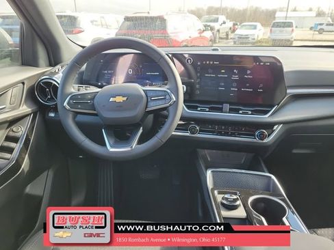 New 2026 Chevrolet Equinox LT w/ Safety and Technology Package image 10