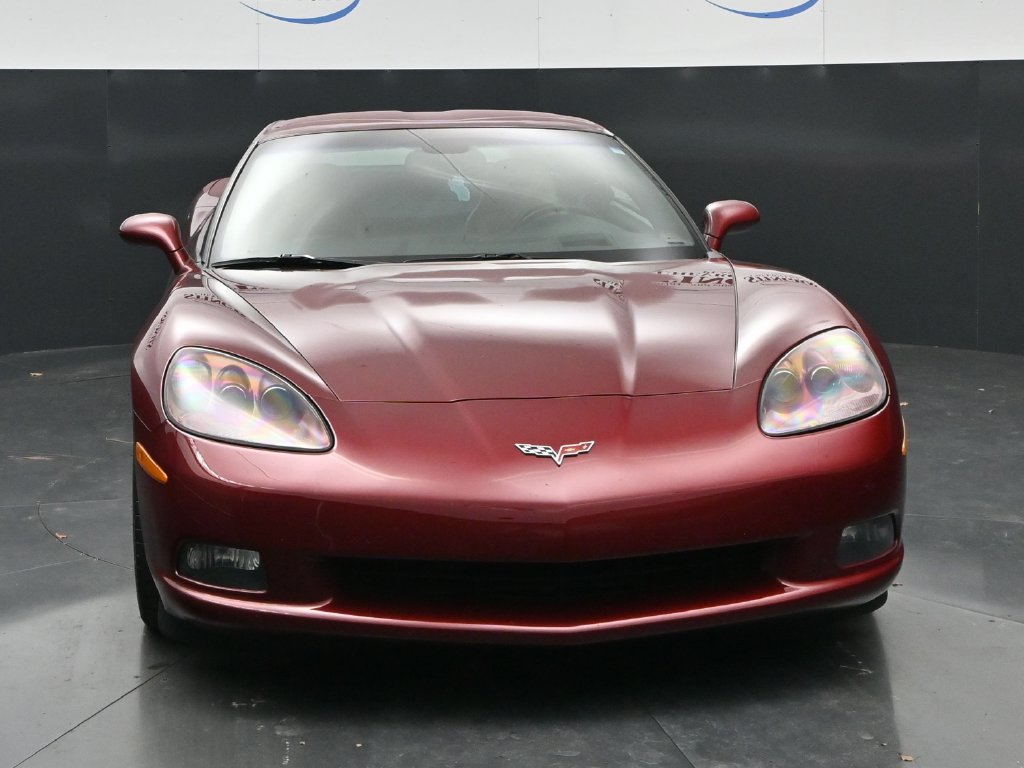 Used 2006 Chevrolet Corvette Coupe w/ Preferred Equipment Group RWD image 2