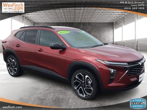 Used 2024 Chevrolet Trax RS image 3