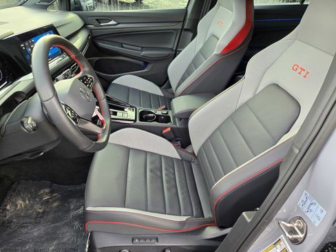 Used 2024 Volkswagen GTI Autobahn image 15