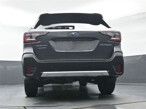Used 2020 Subaru Outback Limited image 36