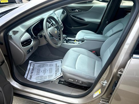 Used 2022 Chevrolet Malibu LT image 10