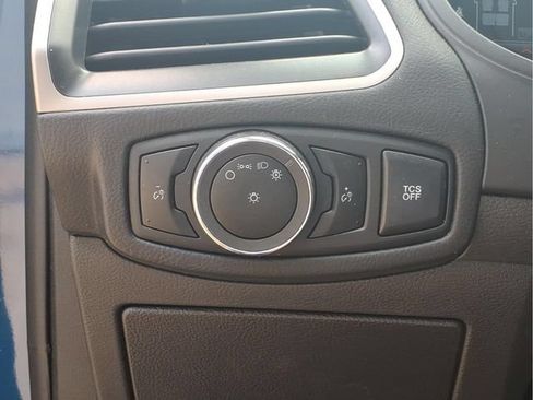 Used 2024 Ford Edge SEL AWD/4WD image 15