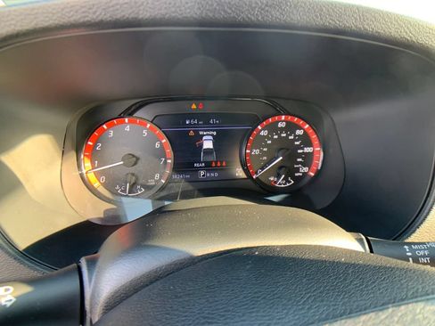 Used 2023 Nissan Frontier PRO-4X w/ Tow Package AWD/4WD image 17