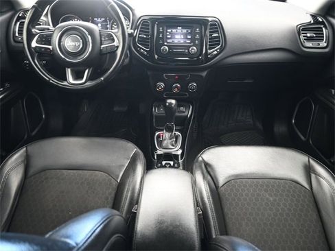 Used 2018 Jeep Compass Altitude image 35