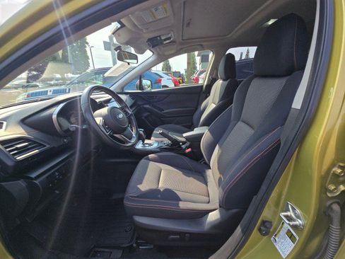 Used 2022 Subaru Crosstrek 2.0i Premium w/ Moonroof Package image 22