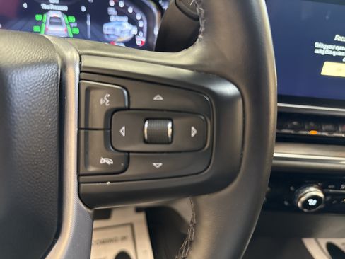 Used 2024 GMC Sierra 1500 SLT AWD/4WD image 44