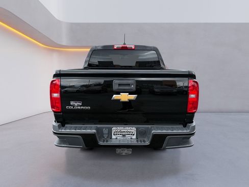 Used 2015 Chevrolet Colorado Z71 image 4