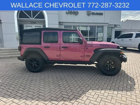 Used 2022 Jeep Wrangler Unlimited Sport AWD/4WD image 5