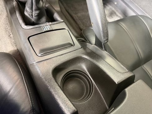 Used 1995 Chevrolet Camaro Z28 RWD image 19