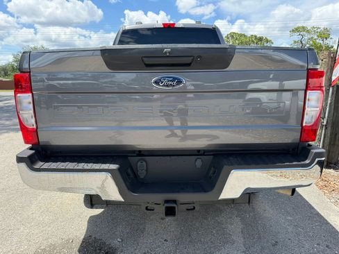 Used 2021 Ford F250 XL w/ STX Appearance Package AWD/4WD image 5
