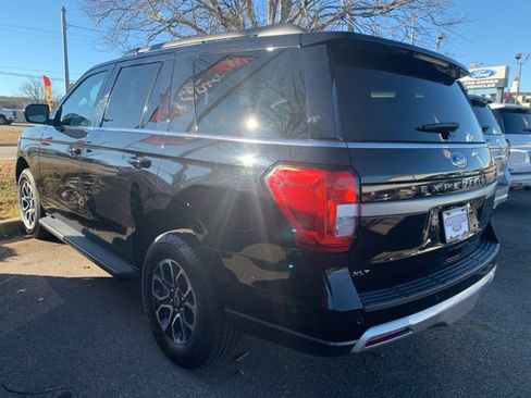 Certified 2024 Ford Expedition XLT image 3