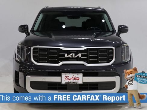 Used 2025 Kia Telluride S AWD/4WD image 2