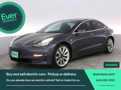 Used 2019 Tesla Model 3 Standard Range Plus