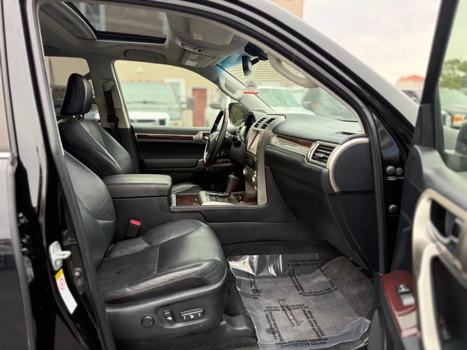 Used 2017 Lexus GX 460 Premium w/ Premium Package AWD/4WD image 21