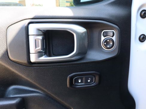 Used 2020 Jeep Wrangler Unlimited Sport AWD/4WD image 16