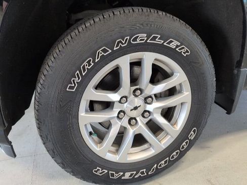 Used 2021 Chevrolet Silverado 1500 RST AWD/4WD image 7
