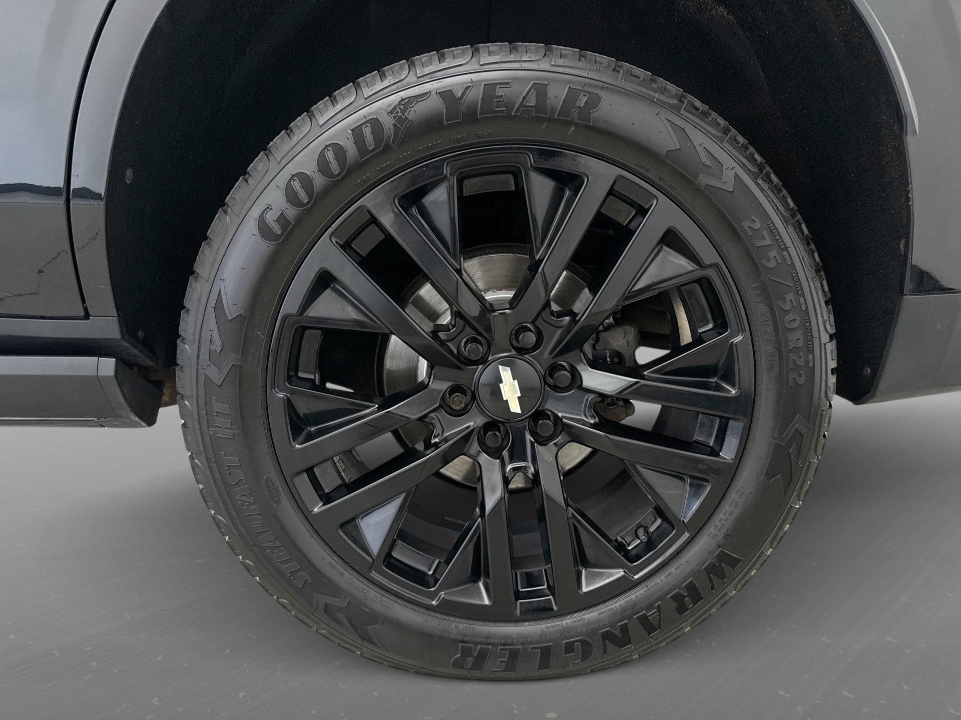 Used 2022 Chevrolet Tahoe Premier AWD/4WD image 23