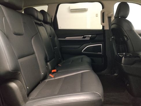 Used 2021 Kia Telluride LX FWD image 19