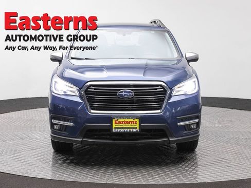 Used 2022 Subaru Ascent Touring AWD/4WD image 2