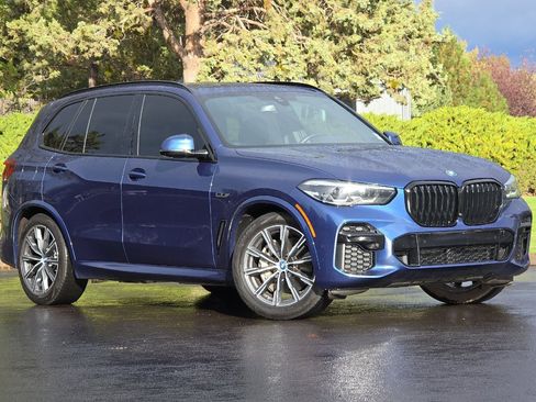 Used 2023 BMW X5 xDrive45e w/ M Sport Package image 2