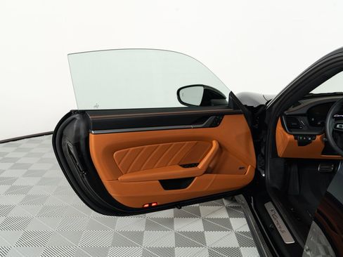 Used 2025 Porsche 911 Carrera S image 9